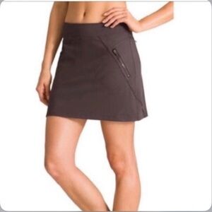 Athleta Trailside skort size small like new